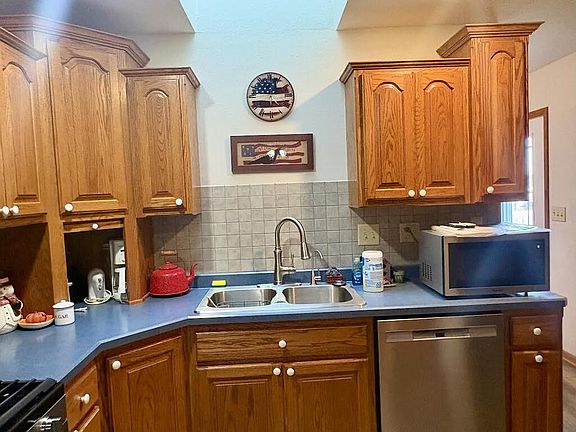 5th image of 1023 N 29th St