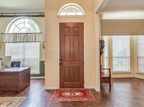 4th image of 1217 Baldcypress Ln