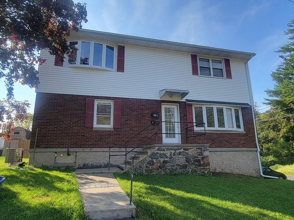 1st image of 80 Rockaway Ave #1