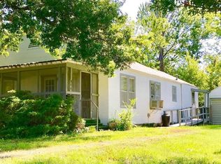 219 S 35th St, Parsons, KS 67357