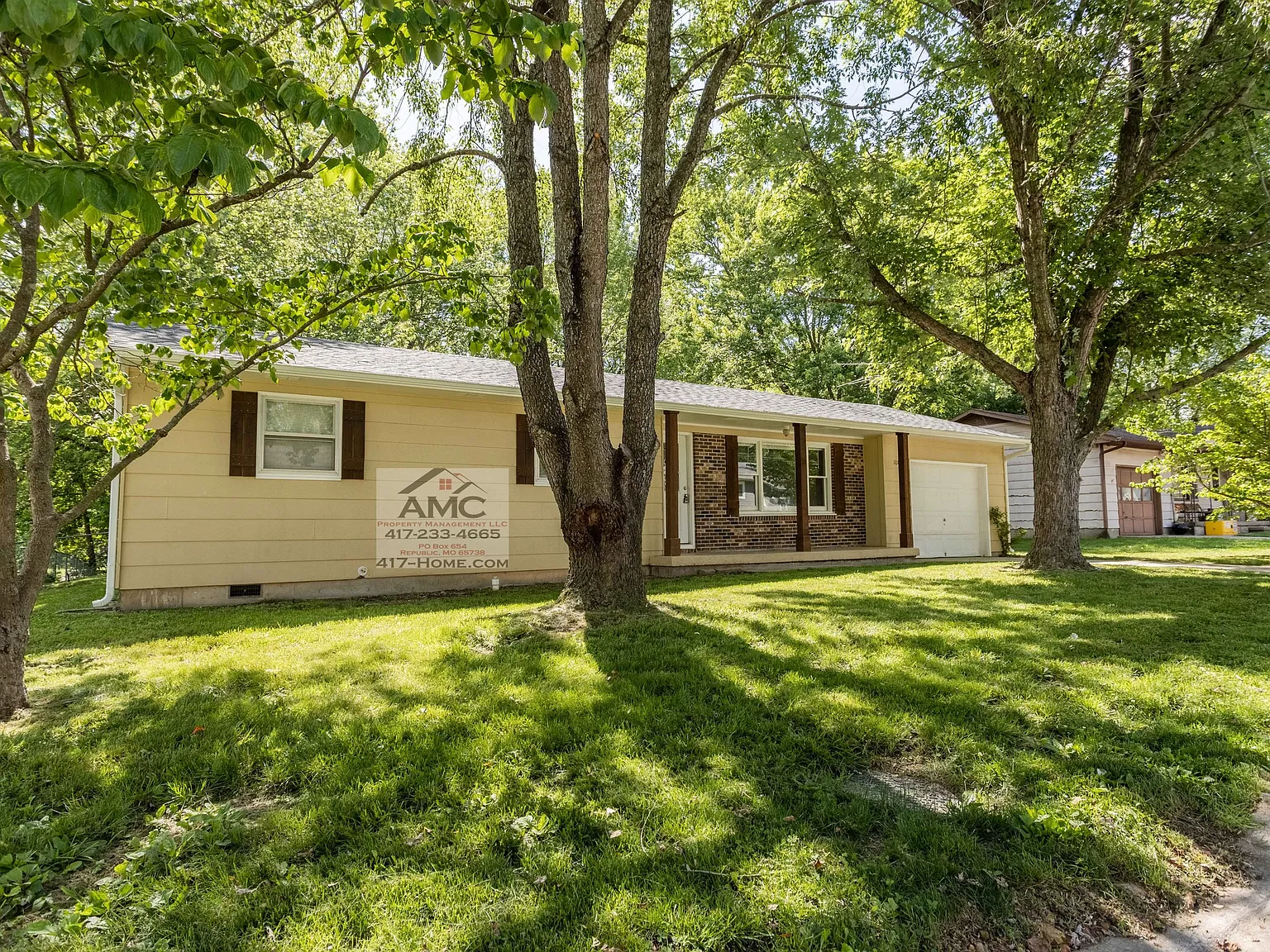 3 bed, 1100 sqft, $1,195 — Photo 4