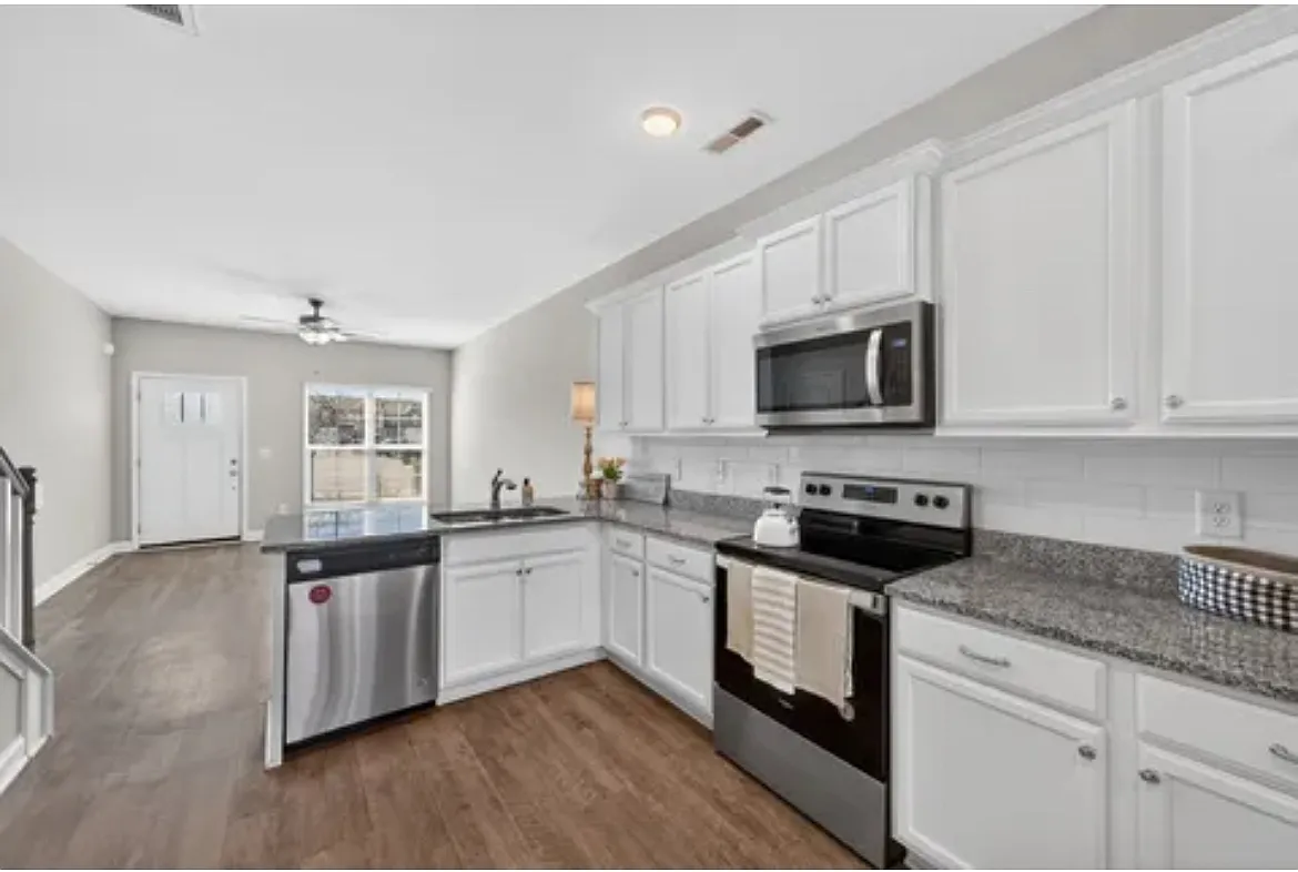 Building Photo - 4408 Kesslers Xing