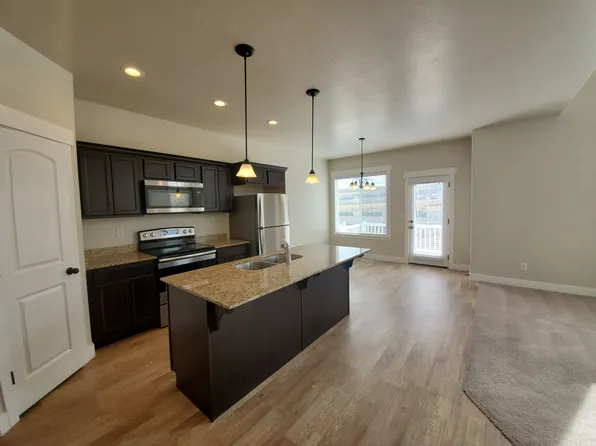 4329 W Quiet Shade Dr, Herriman, UT 84096