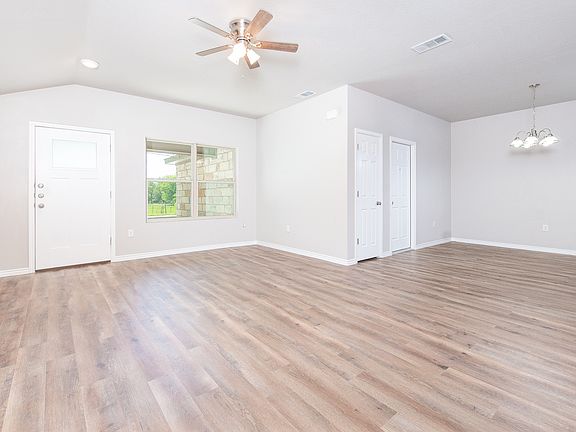 2nd image of 2351 S Wall St #B