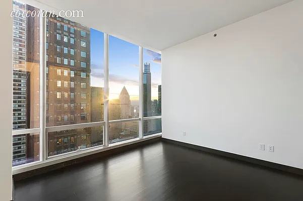 Rented by Corcoran | media 66