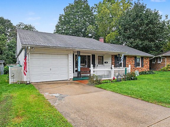 3rd image of 512 Springfield Cir