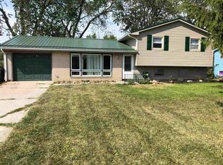 6705 Trier Rd, Fort Wayne, IN 46815