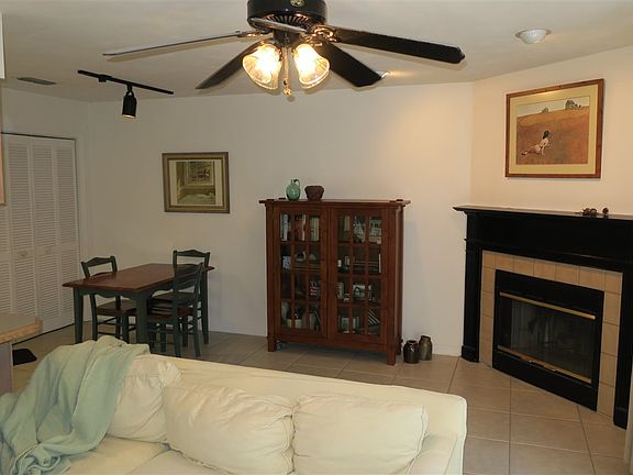 5th image of 4422 Stratfordshire Ct #27