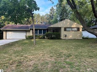 1434 Meadow St, Mount Pleasant, MI 48858
