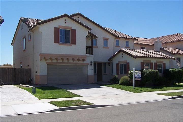 1st image of 3868 Old Oak Dr