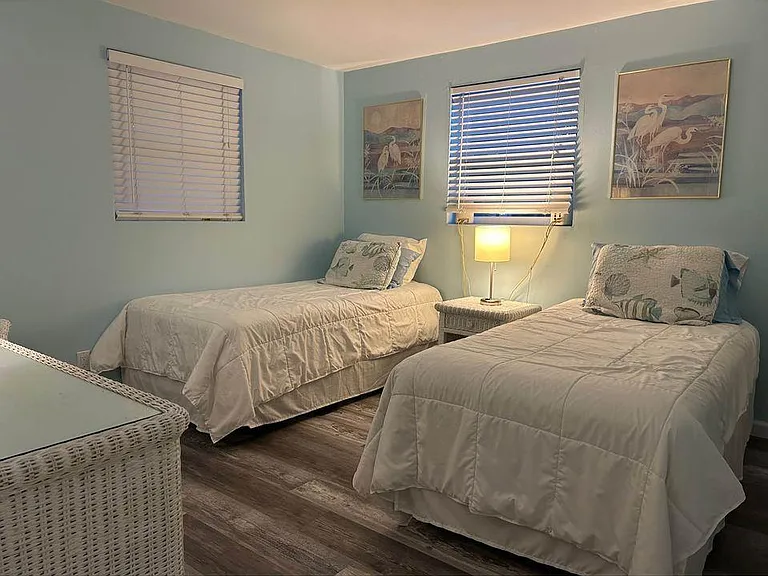 11093 Kelly Rd #1 — Photo 13