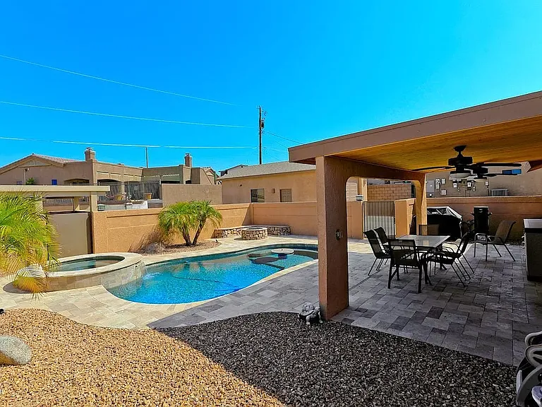 2557 Sunkentree Dr — Photo 22