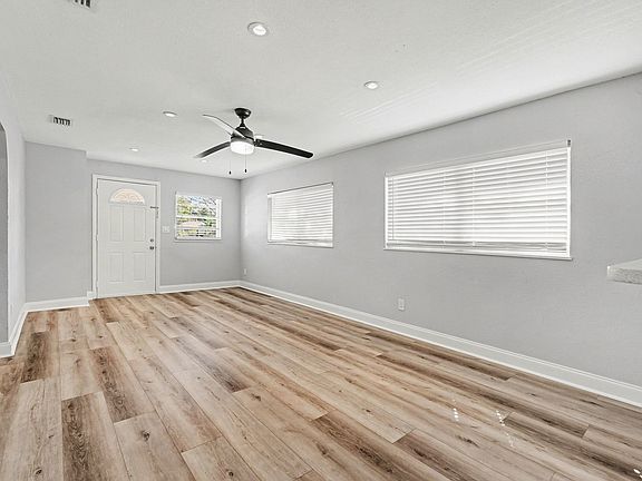 Dining area to front door