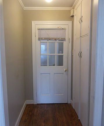 5th image of 905 Lafayette St #3558766