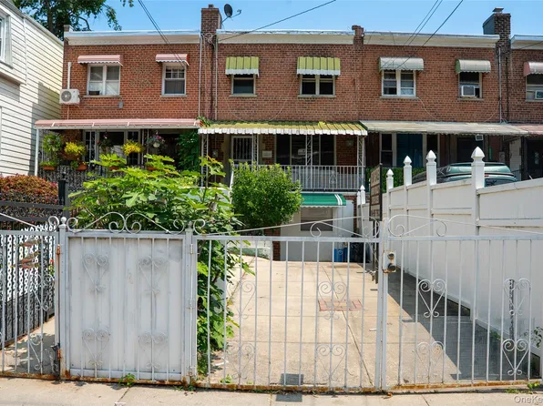 3830 Barnes Avenue, Bronx, NY 10467