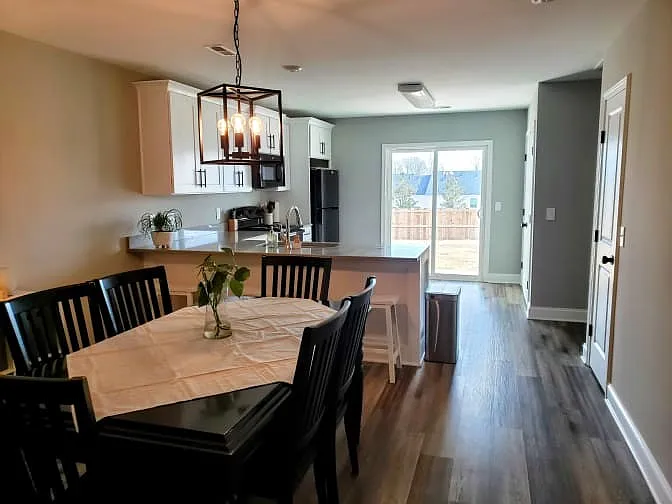 Duplex For Rent — Photo 4