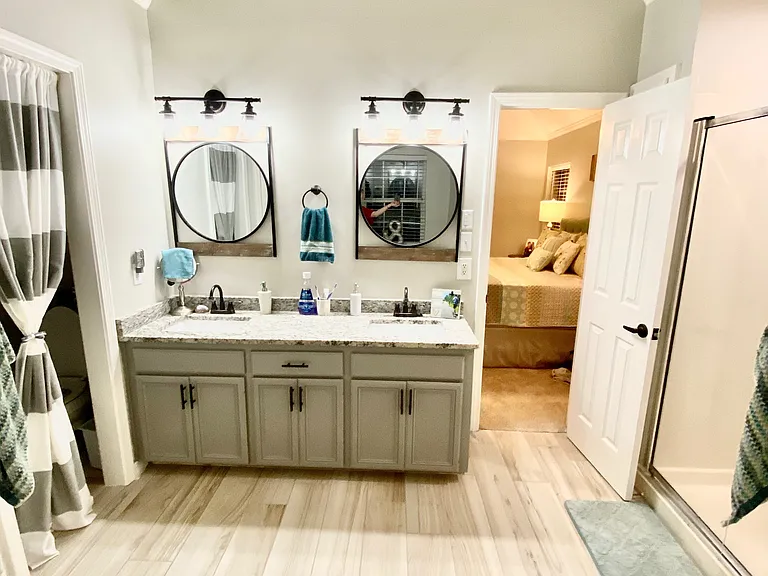 3210 Le Oaks Dr — Photo 13