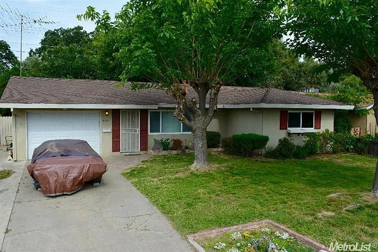 8105 Glen Tree Dr photo 1
