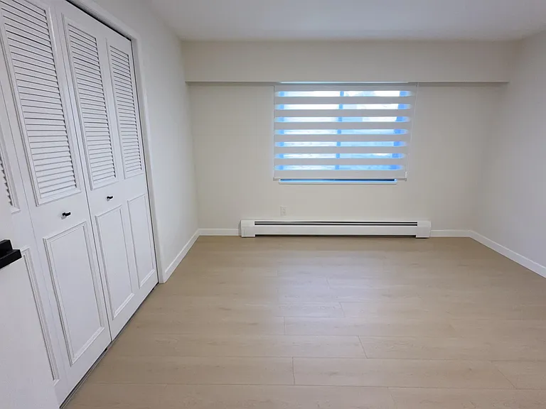 8711 Cullen Cres — Photo 10