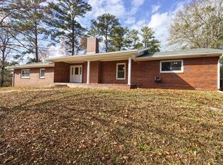 2408 Sandfort Rd, Phenix City, AL 36869