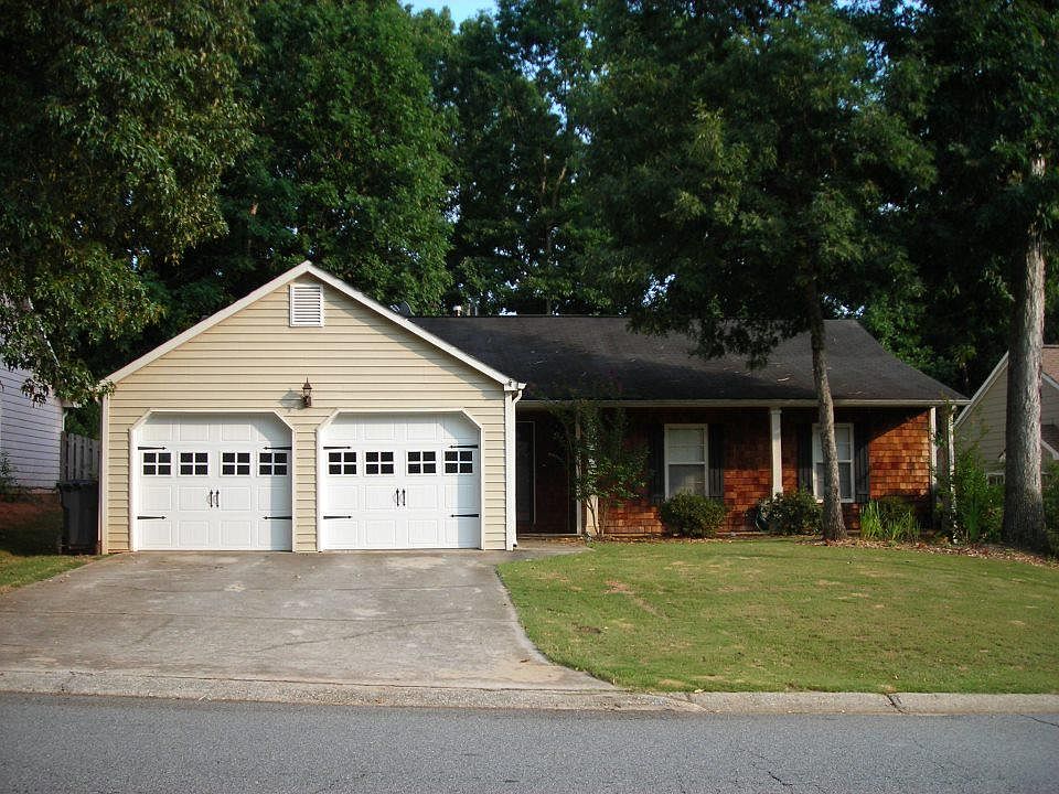 1st image of 1374 Luther Way