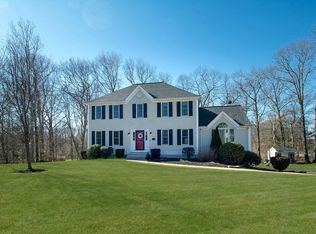 5 Burnell Ct, Stoughton, MA 02072