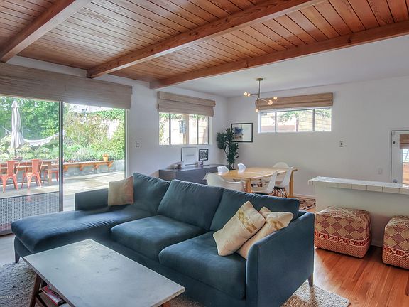 5th image of 2579 Canyon Dr
