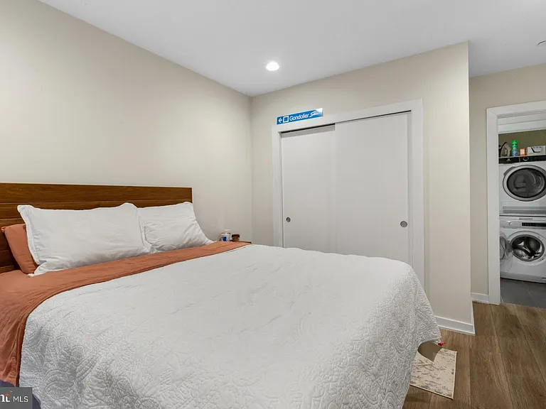 362 Monastery Ave #1F — Photo 14