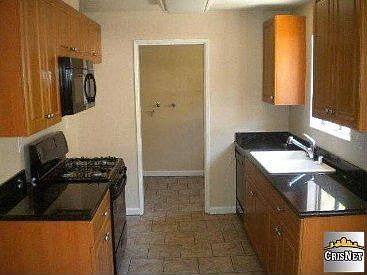 1st image of 20158 Cohasset St Unit 6