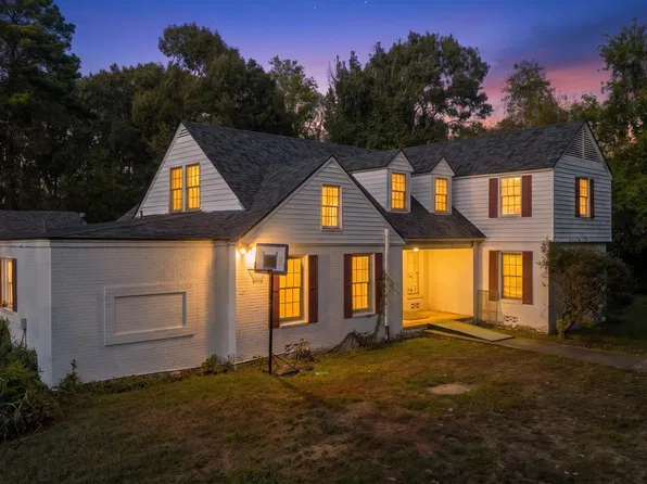 705 Woodlawn St, Kilgore, TX 75662