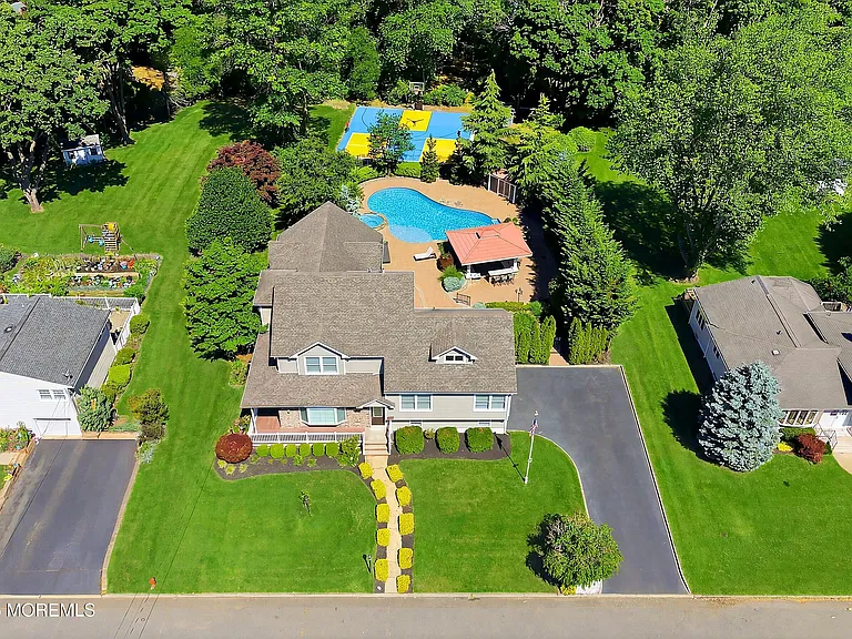 39 Hilltop Rd — Photo 5