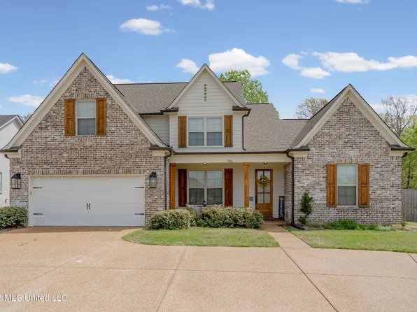 1706 Bristol Dr, Nesbit, MS 38651