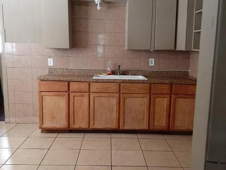 Unit Photo
