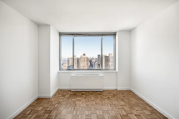 Rented by The Dermot Realty Management Company | media 29