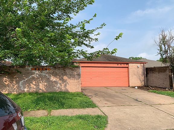3rd image of 9414 Clipperwood Pl
