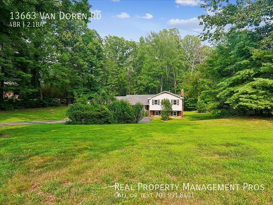 Qualify for a zero deposit? New Paint, Over an acre — Photo 4