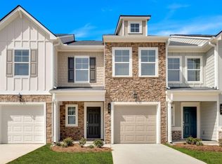 105 Village Green Dr, Adairsville, GA 30103