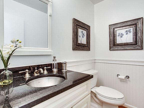 3rd image of 7725 Desdemona Ct