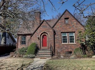 38 Alfred Stone Rd, Providence, RI 02906