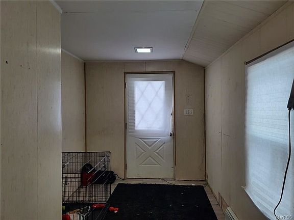 5th image of 225 Wagner St