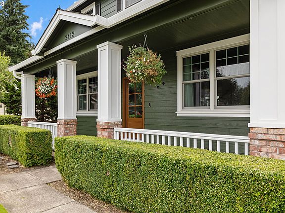 4th image of 2412 SE 187th Ave