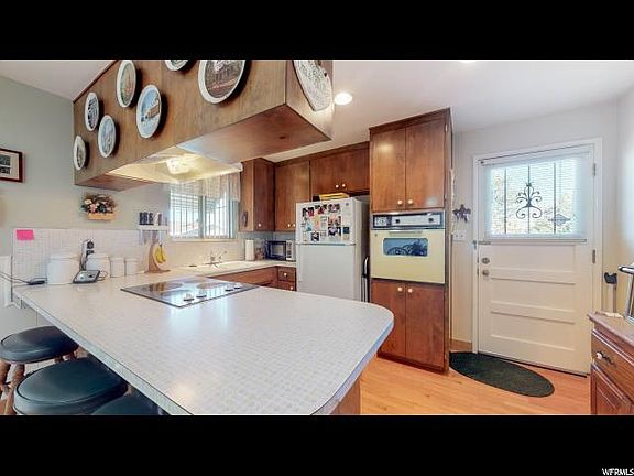 4th image of 4654 S Crestfield Dr