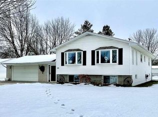206 Michael Ave, Shepherd, MI 48883