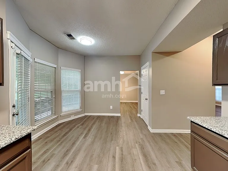 5641 Winslow Ave NW — Photo 4