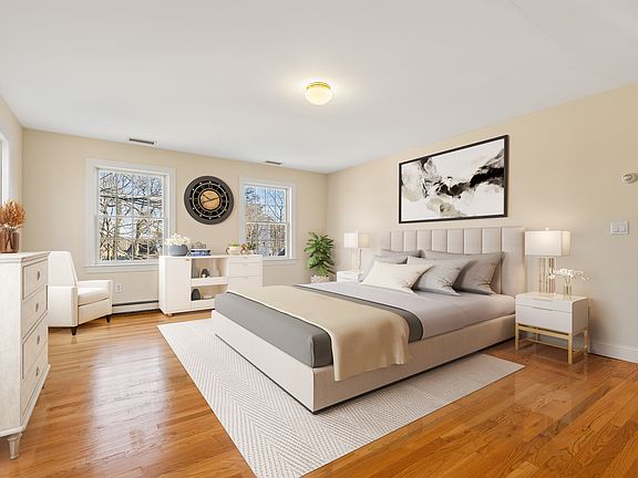 4th image of 243 Knollwood Ave