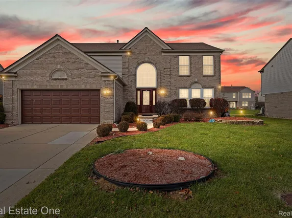4648 Pond Run, Canton, MI 48188