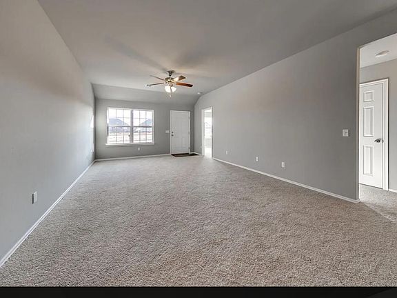 3rd image of 112 Starlight Dr