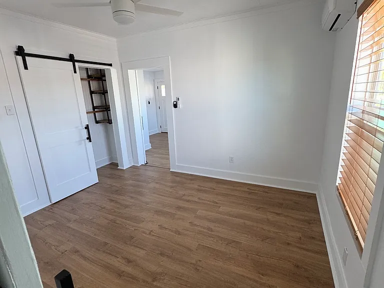4913 Avenue O 1/2 #A — Photo 9