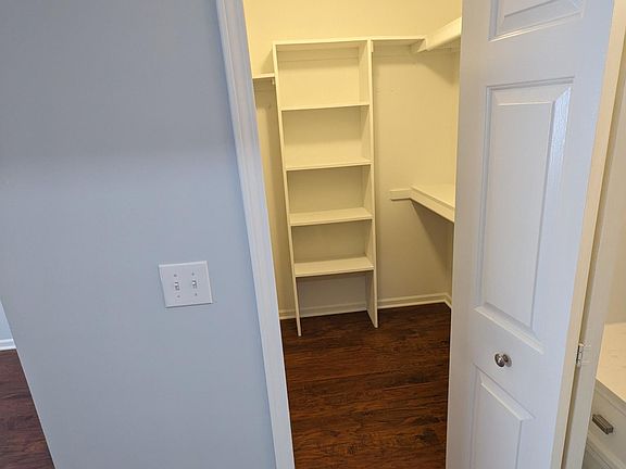 3rd image of 10161 Nancys Blvd APT 89