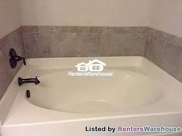 1290 Hopkins Dr, Decatur, GA 30033